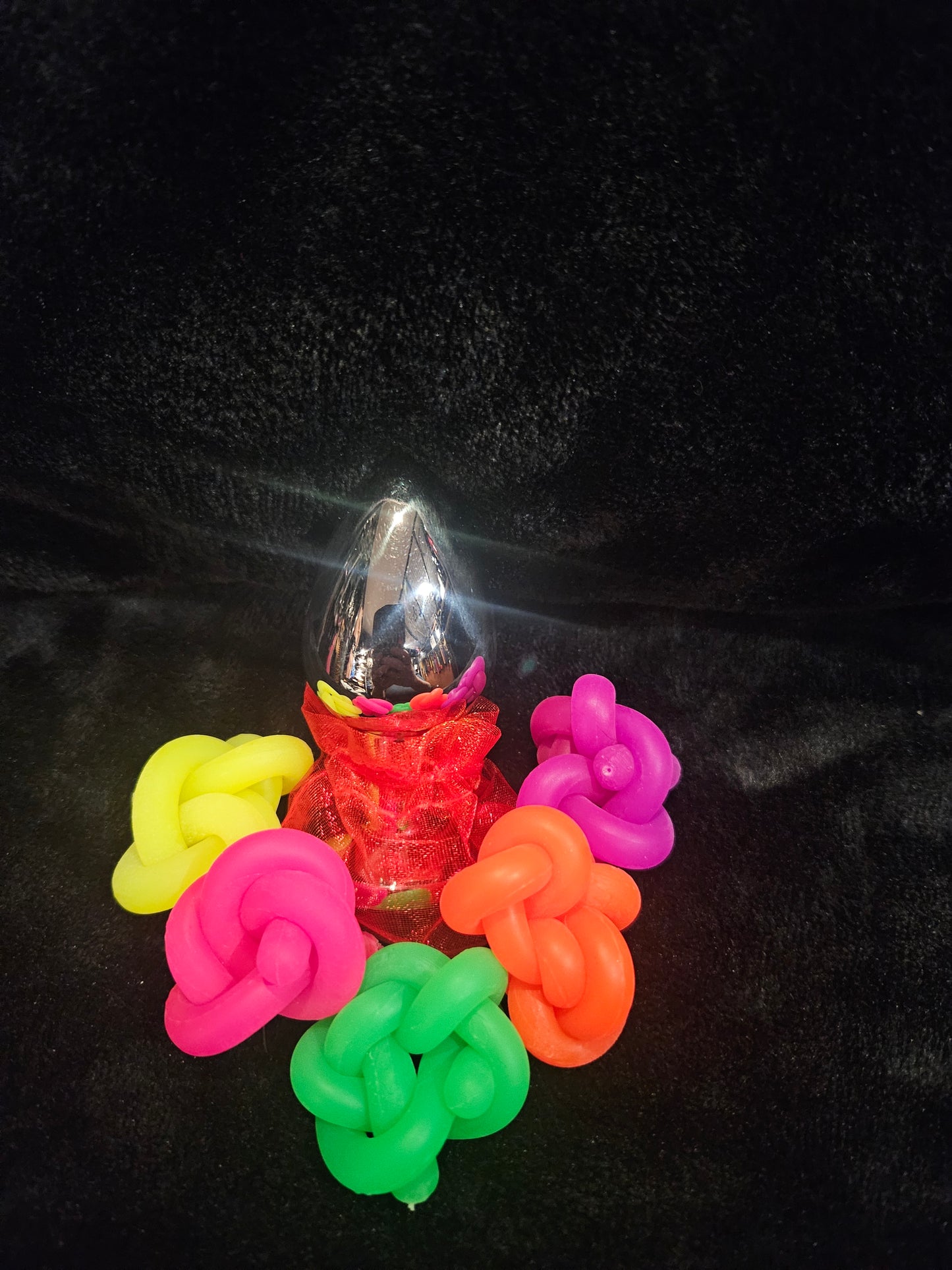 Round Metal Butt/Anal Plug Medium (Pine Cone Shaped) with Coloured Gem