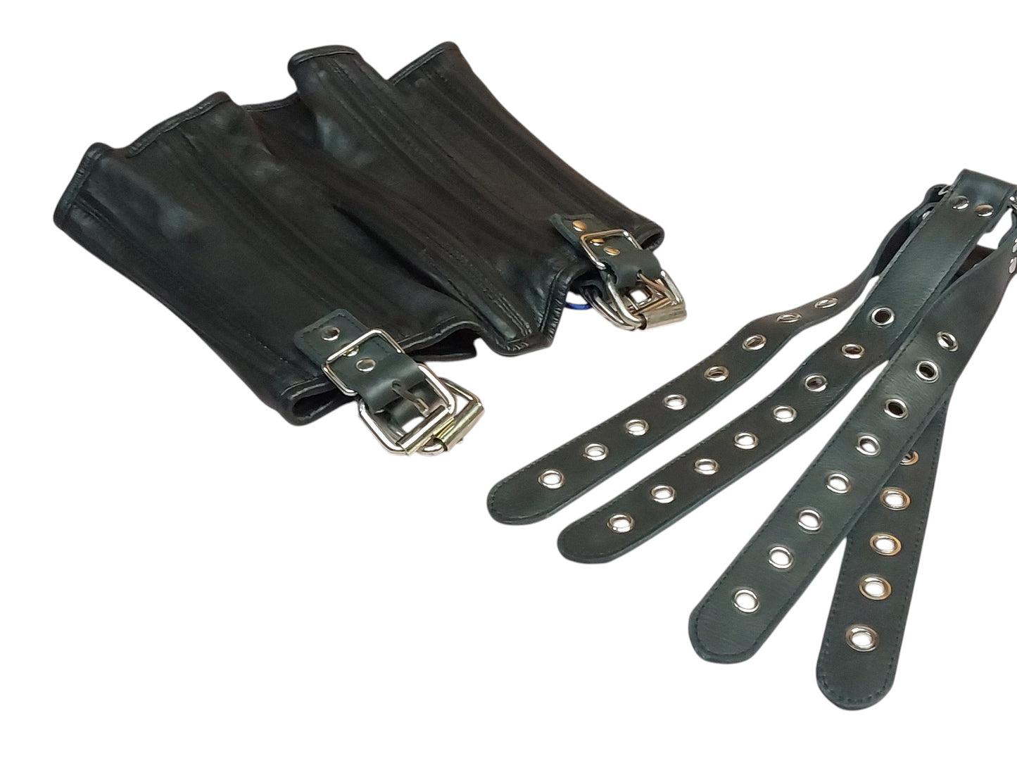 Handmade Leather Neck Corset — Black, Upright Straps (Non-Load-Bearing).With4 adjustable head straps