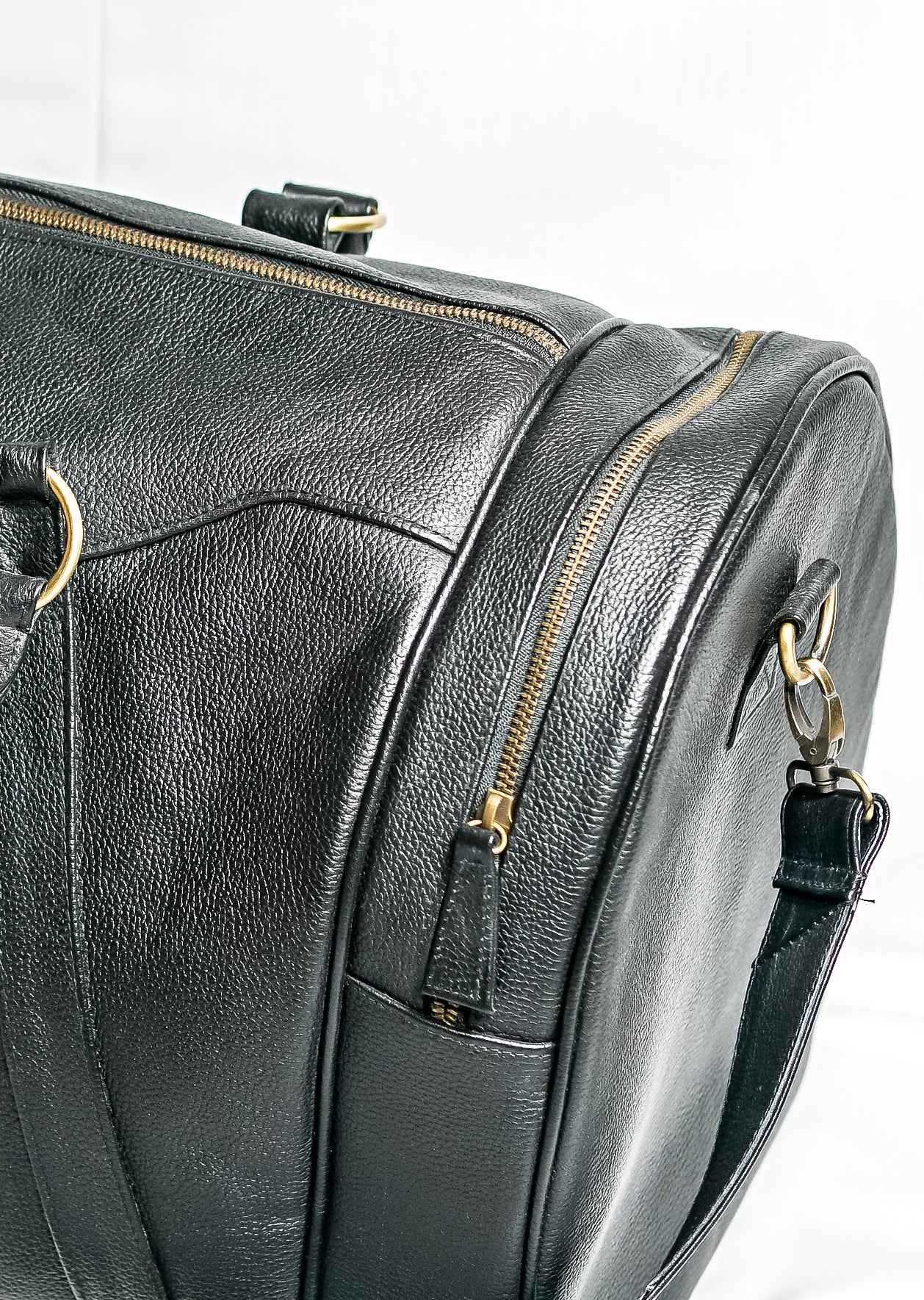 Dark Desires 100% Cow Leather, Hand Made Travel Bag, Overnight Bag, Hand Luggage Bag, Luxury